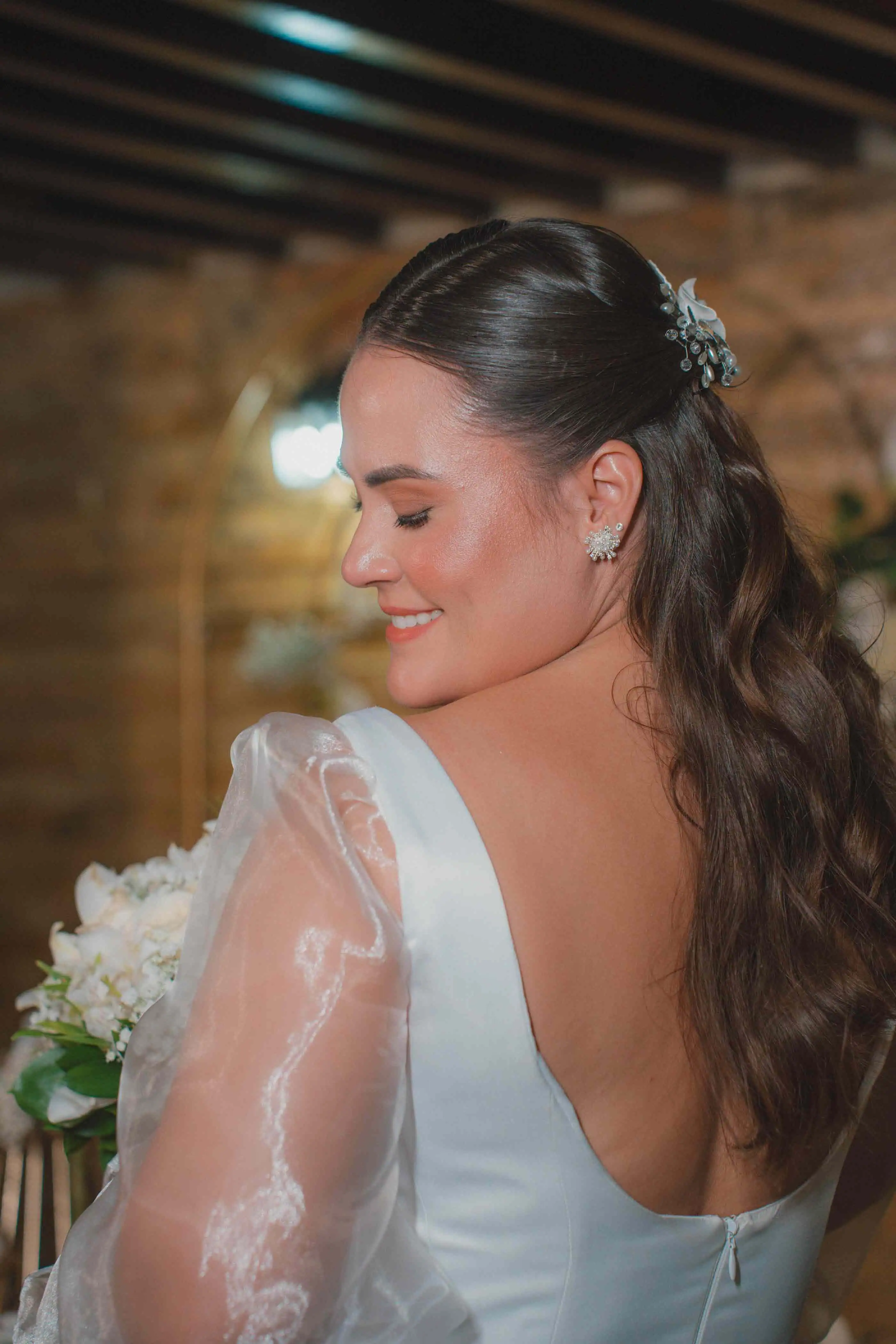 Luiza no casamento — celebração