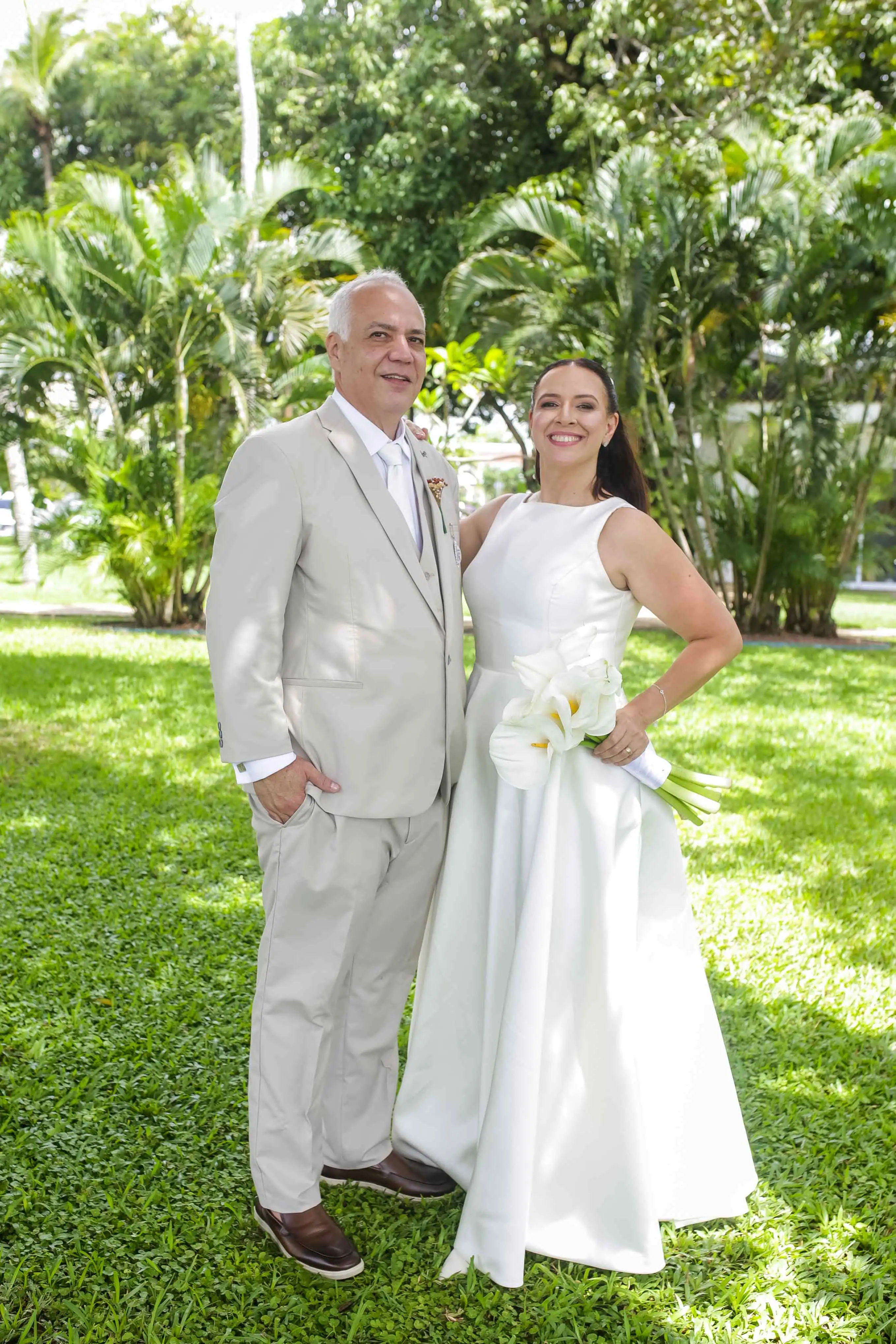 Sandra no casamento — detalhes